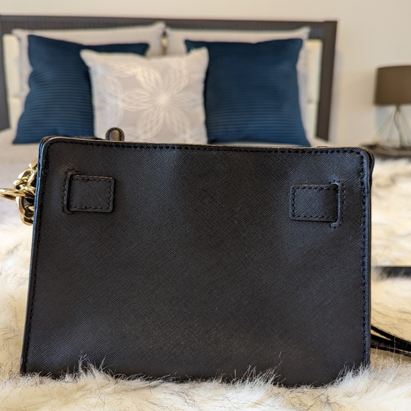 Michael Kors black cross body bag - Picture 2 of 3